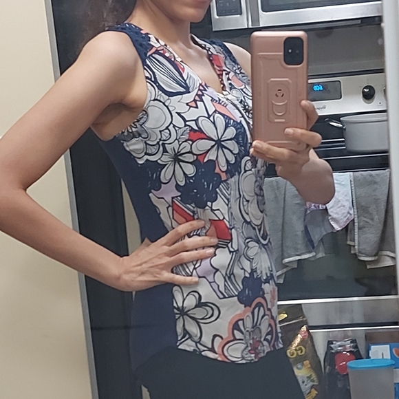 Colorful blouse 3/$15 - Picture 2 of 3